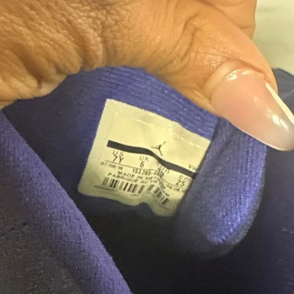 Jordan Royal Blue RETRO Suede Sneakers - Picture 5 of 10